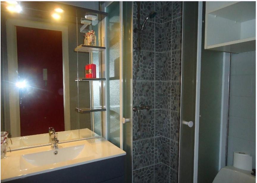 Studios A Golfe Juan Экстерьер фото