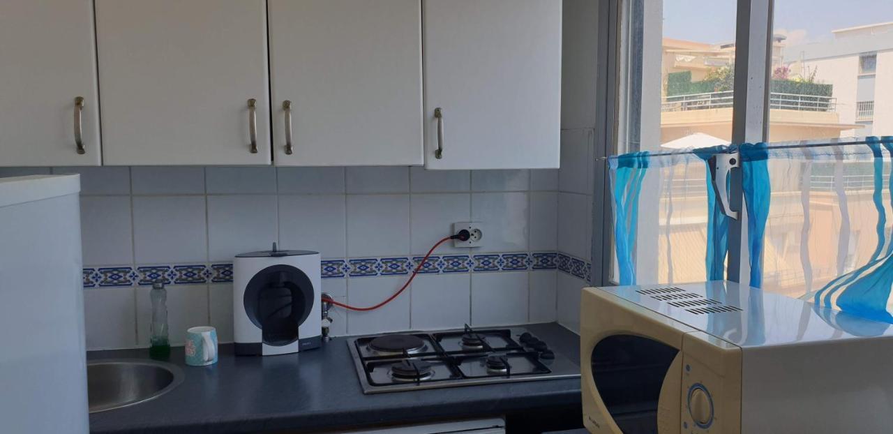 Studios A Golfe Juan Экстерьер фото