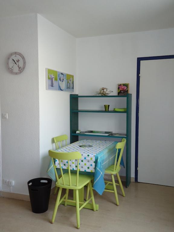 Studios A Golfe Juan Номер фото